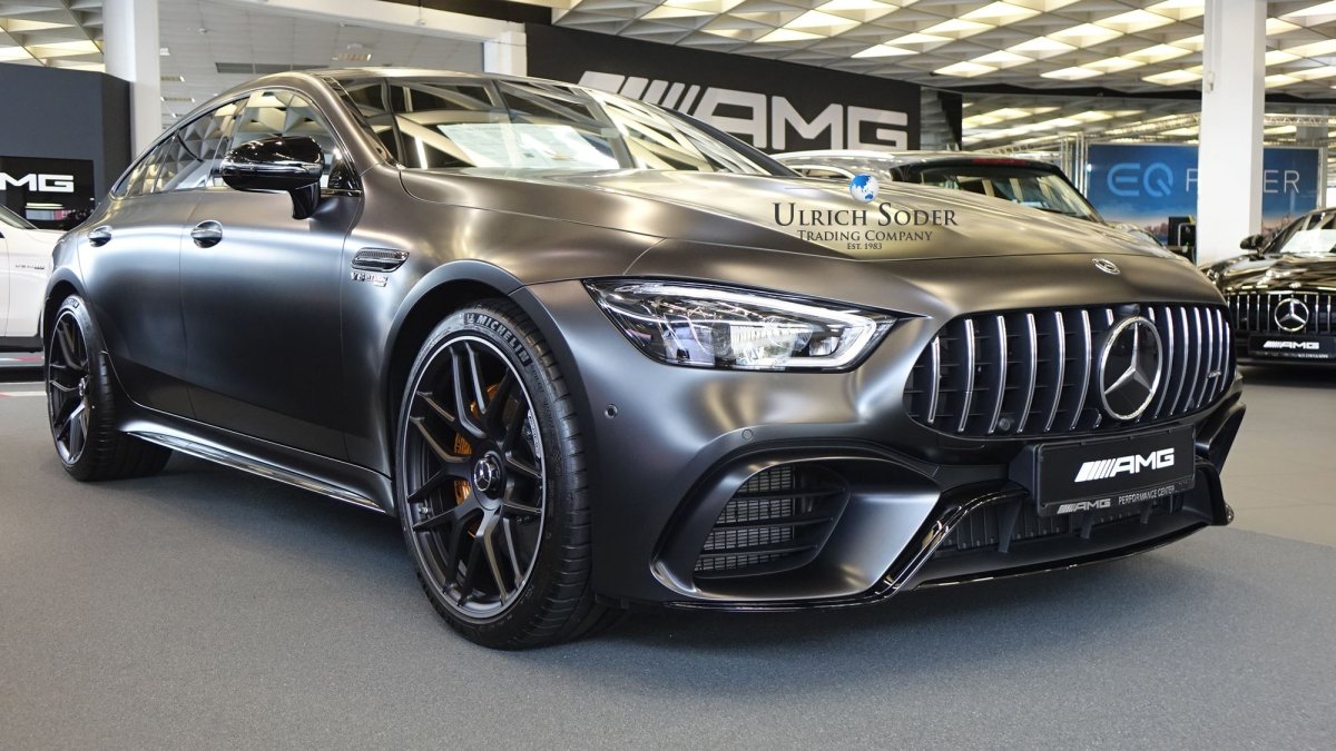 Мерседес-Бенц АМГ gt 53