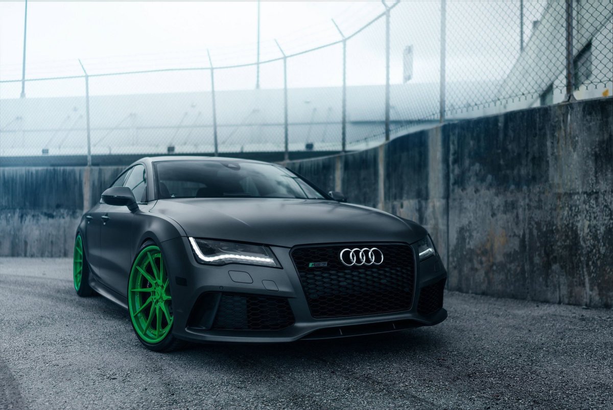 Ауди rs7 зеленая