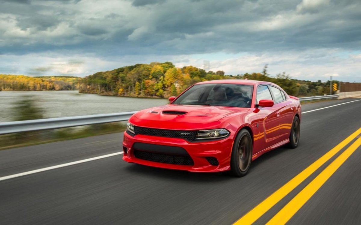 Dodge Charger srt Hellcat 2017