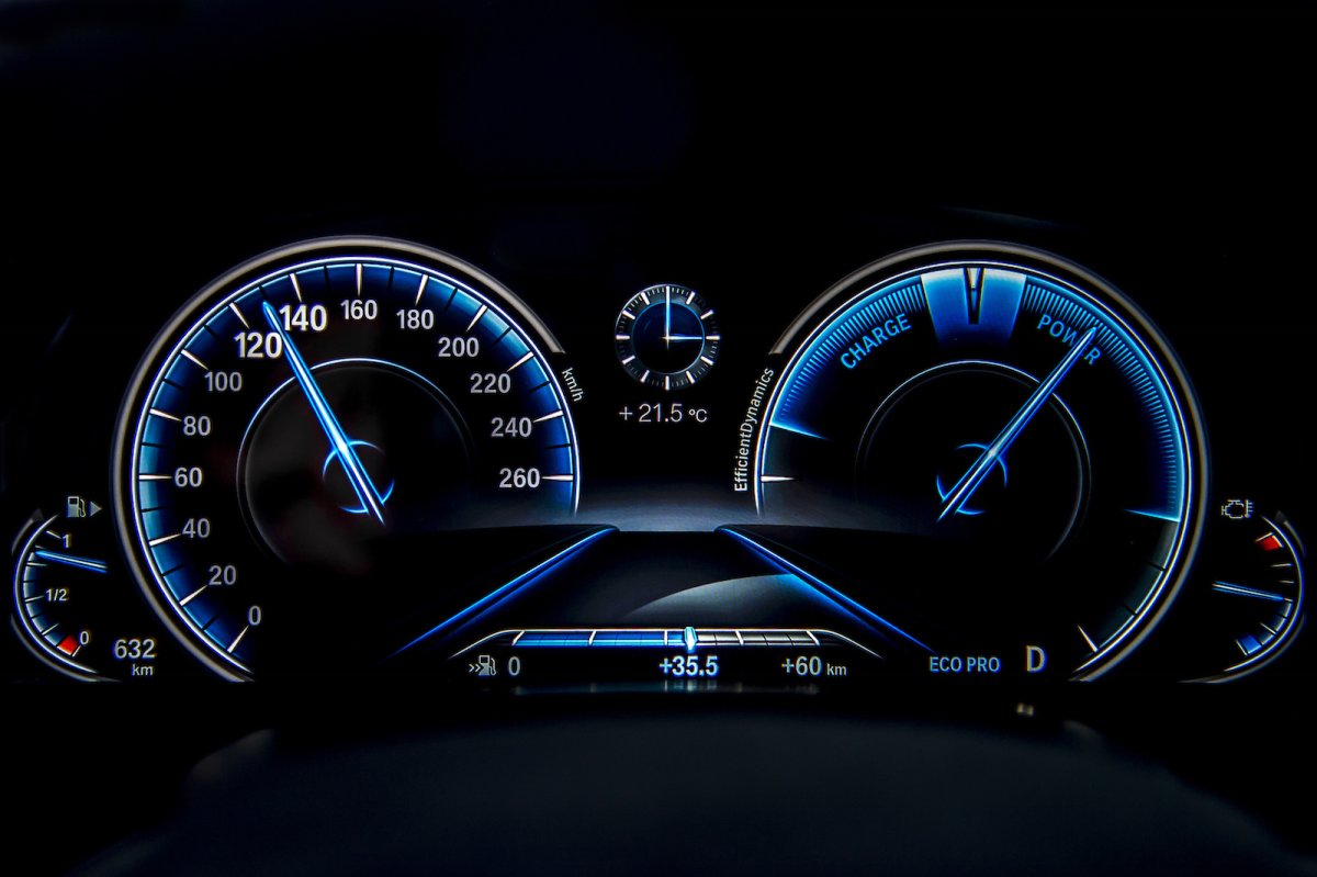 BMW m5 dashboard