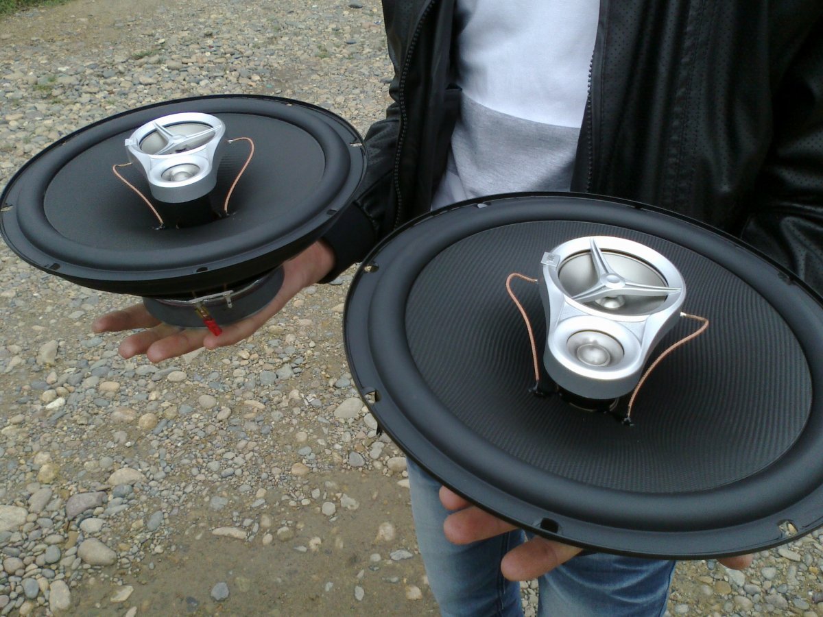 Динамики JBL 25 cs3110