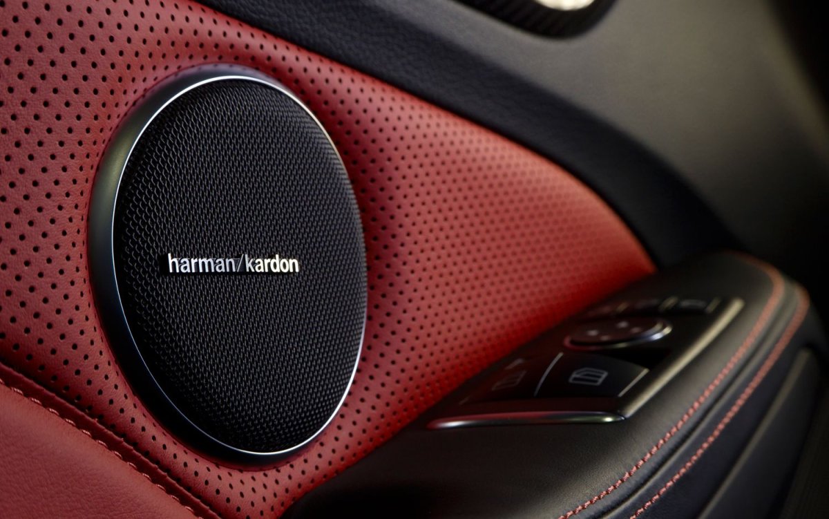 Harman Kardon Mercedes