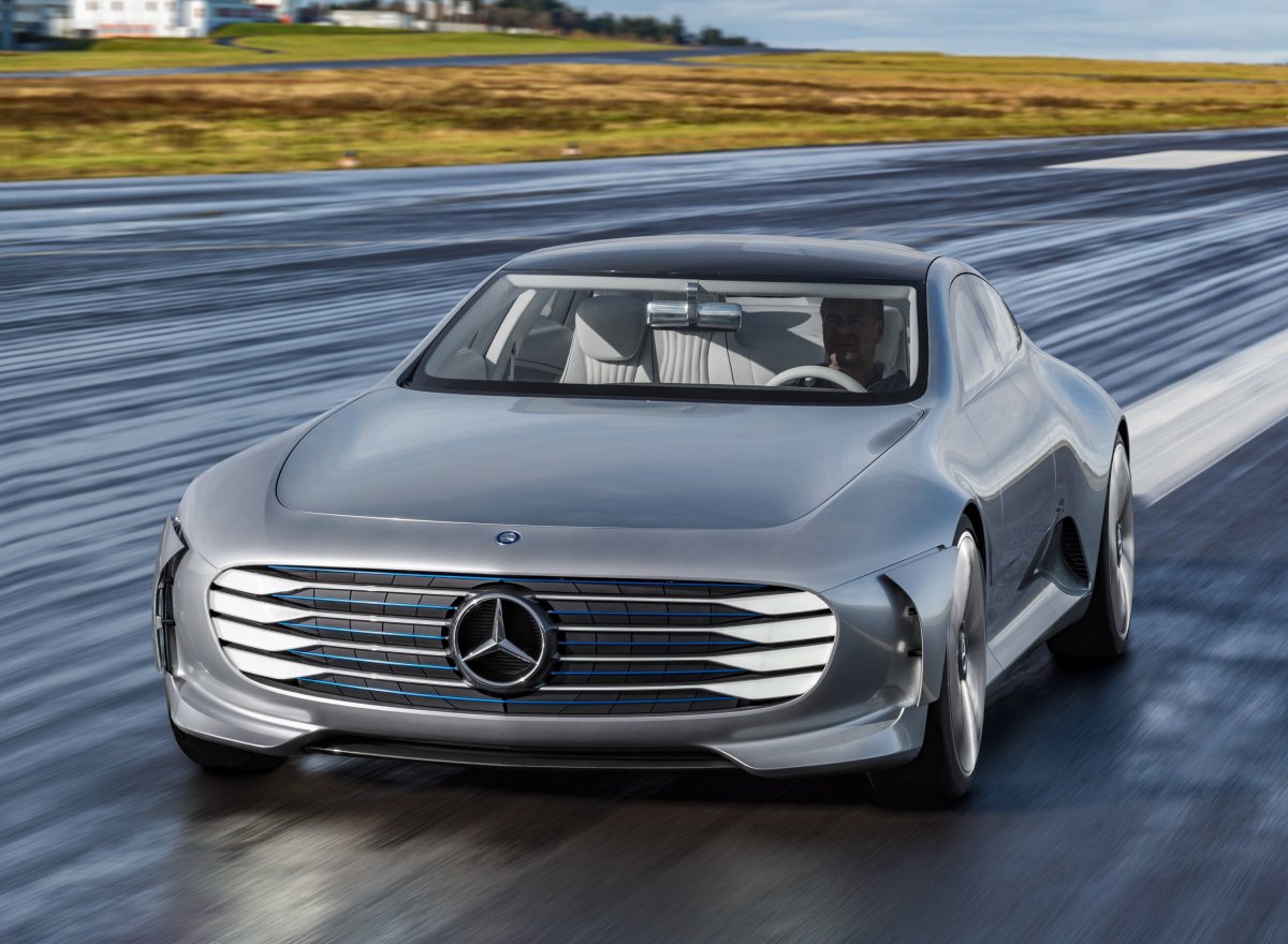 Mercedes Benz IAA 2020