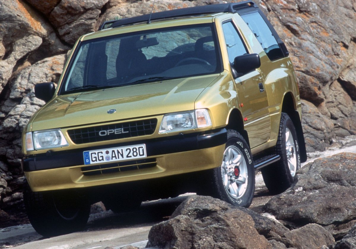 Opel Frontera 1992