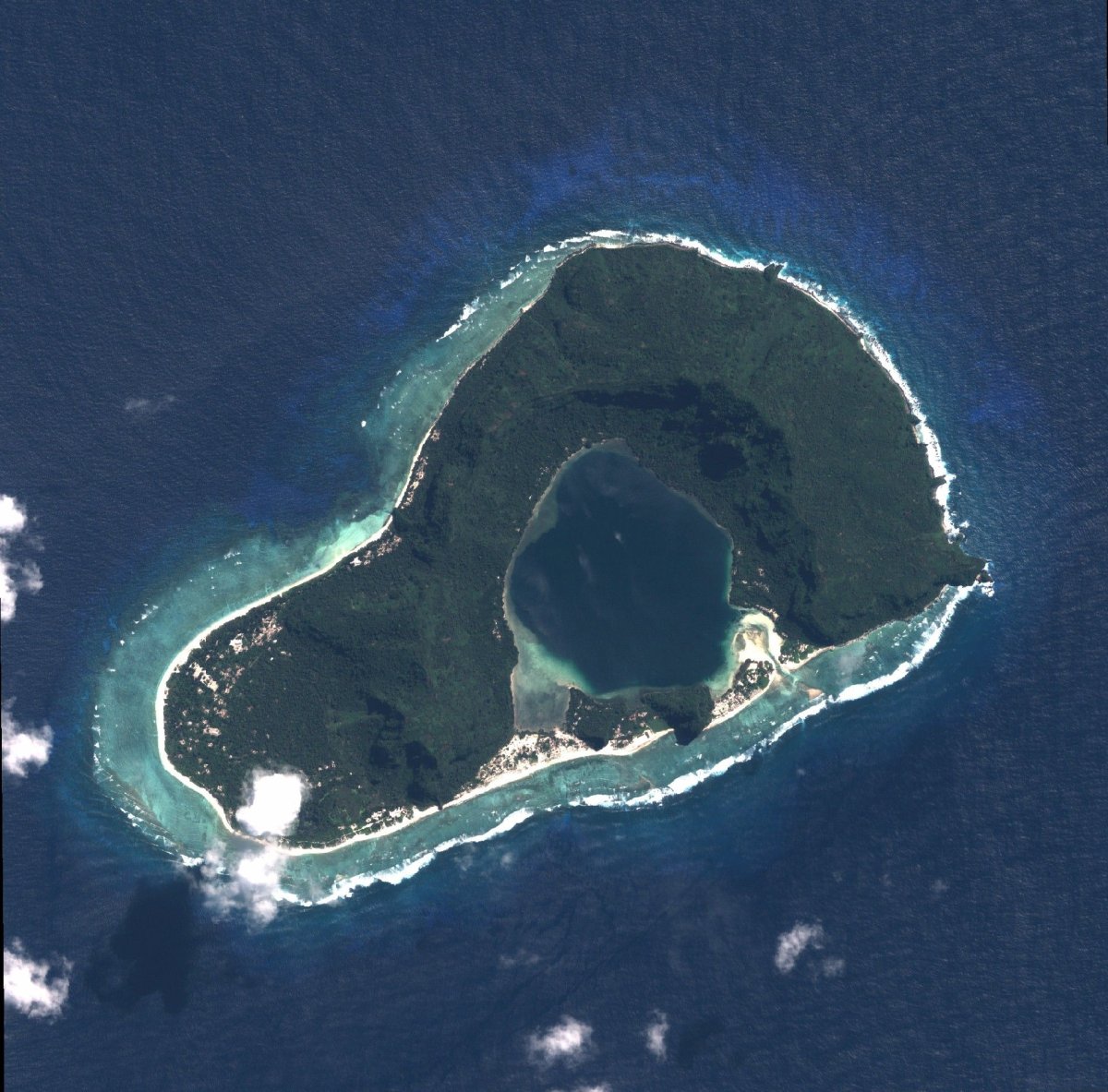 Тикопия остров
