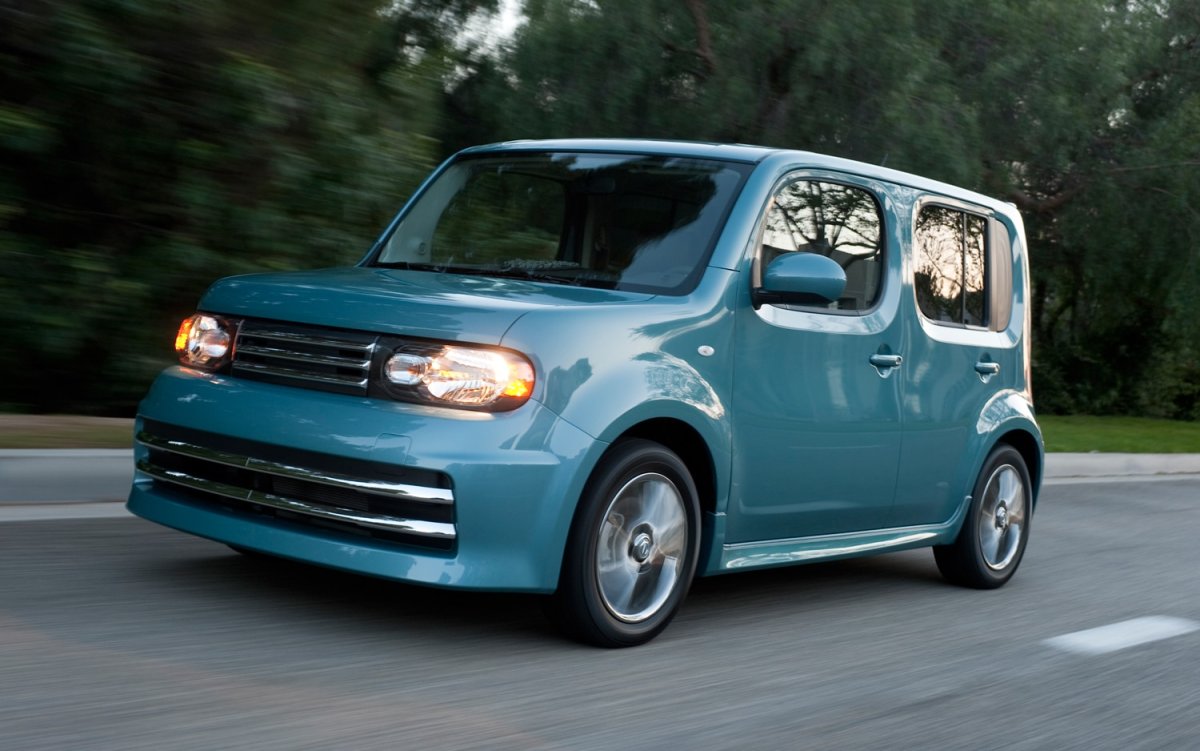 Nissan Cube z13