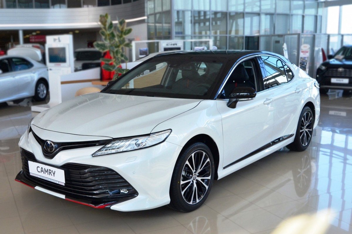 Toyota Camry 2021