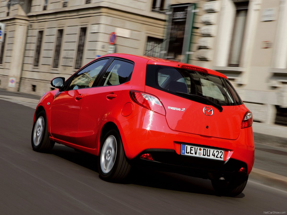 Mazda 2 2007