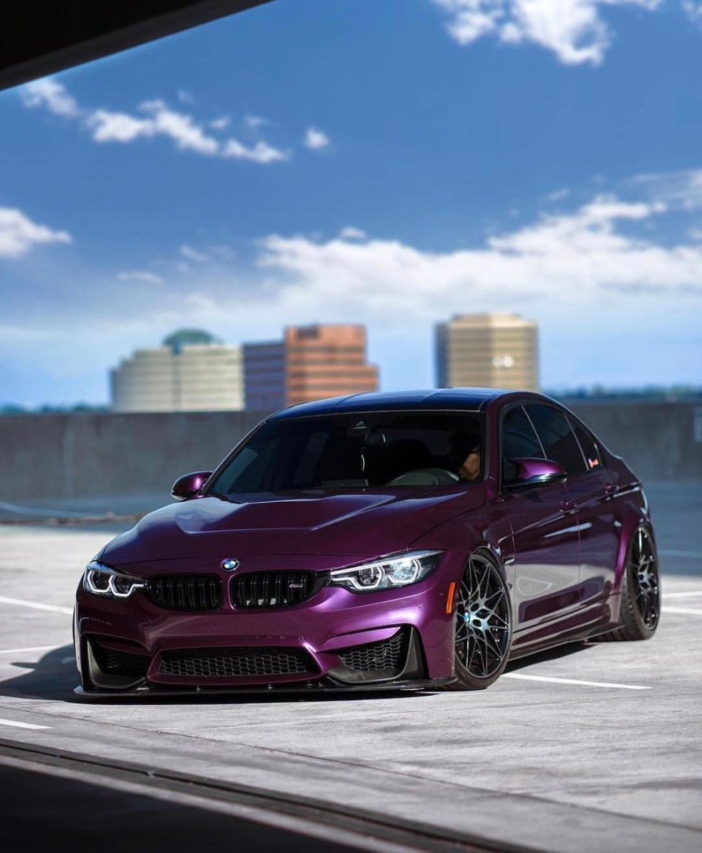 BMW m3 Touring Purple