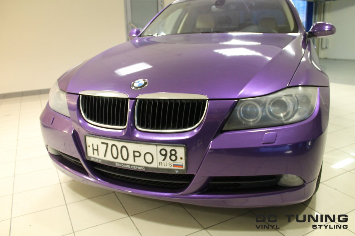 БМВ 5 серии фиолетовая
