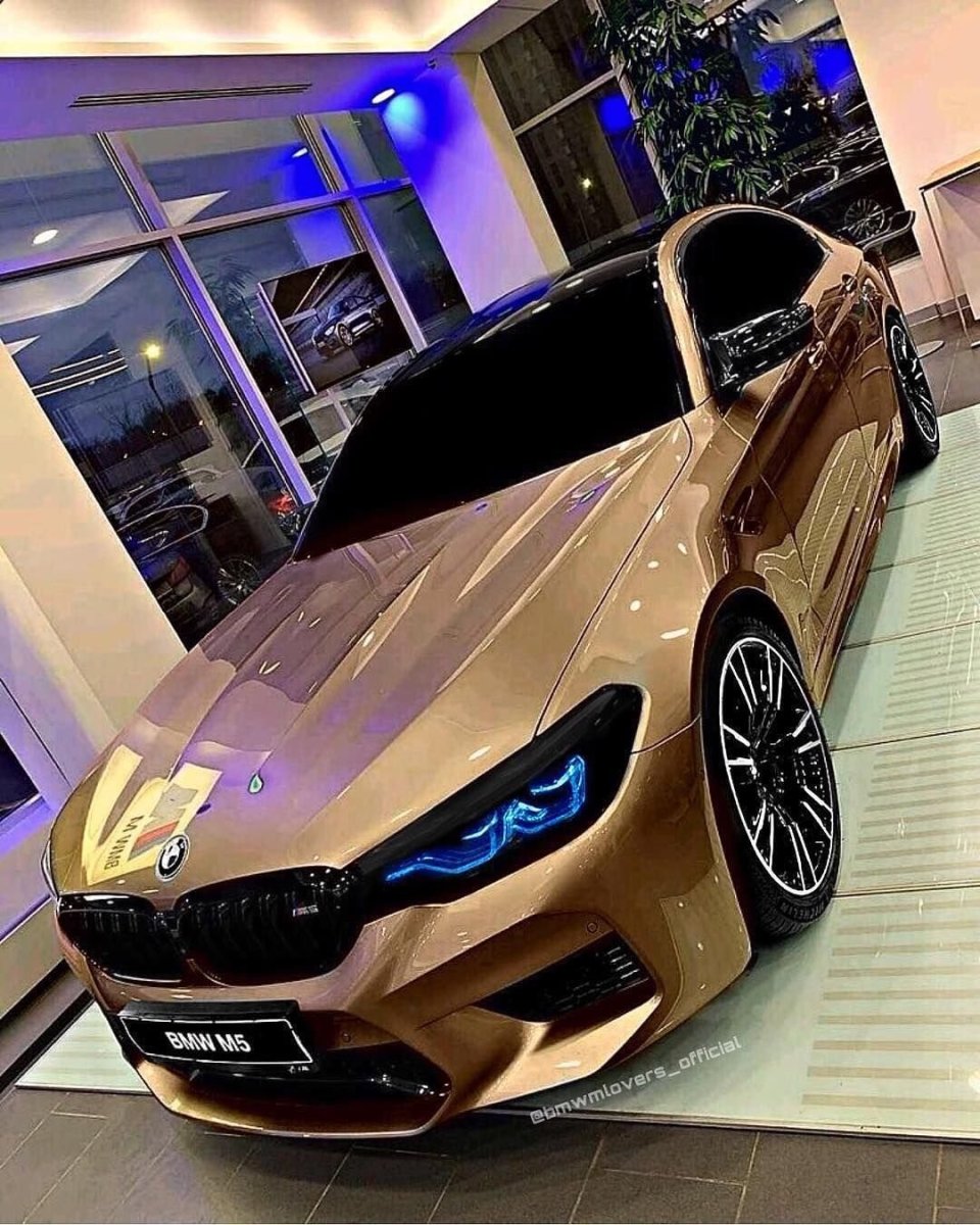 BMW m5 2020 года