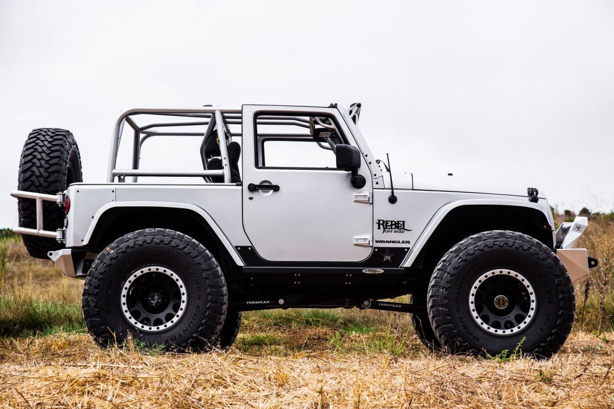 Wrangler JK on 32 Wheels