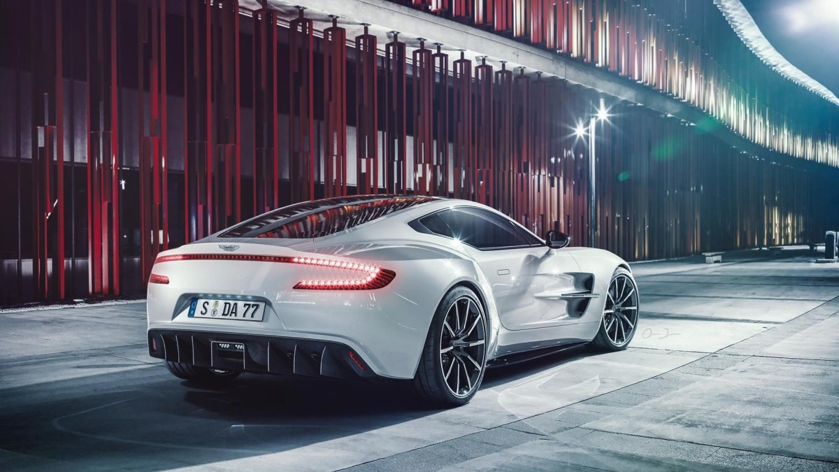 Aston Martin one-77 белый