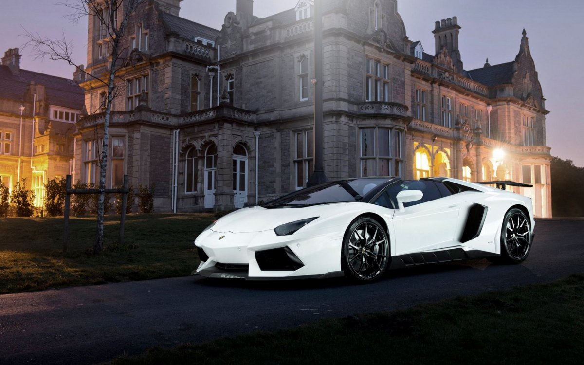 Lamborghini Aventador 2000