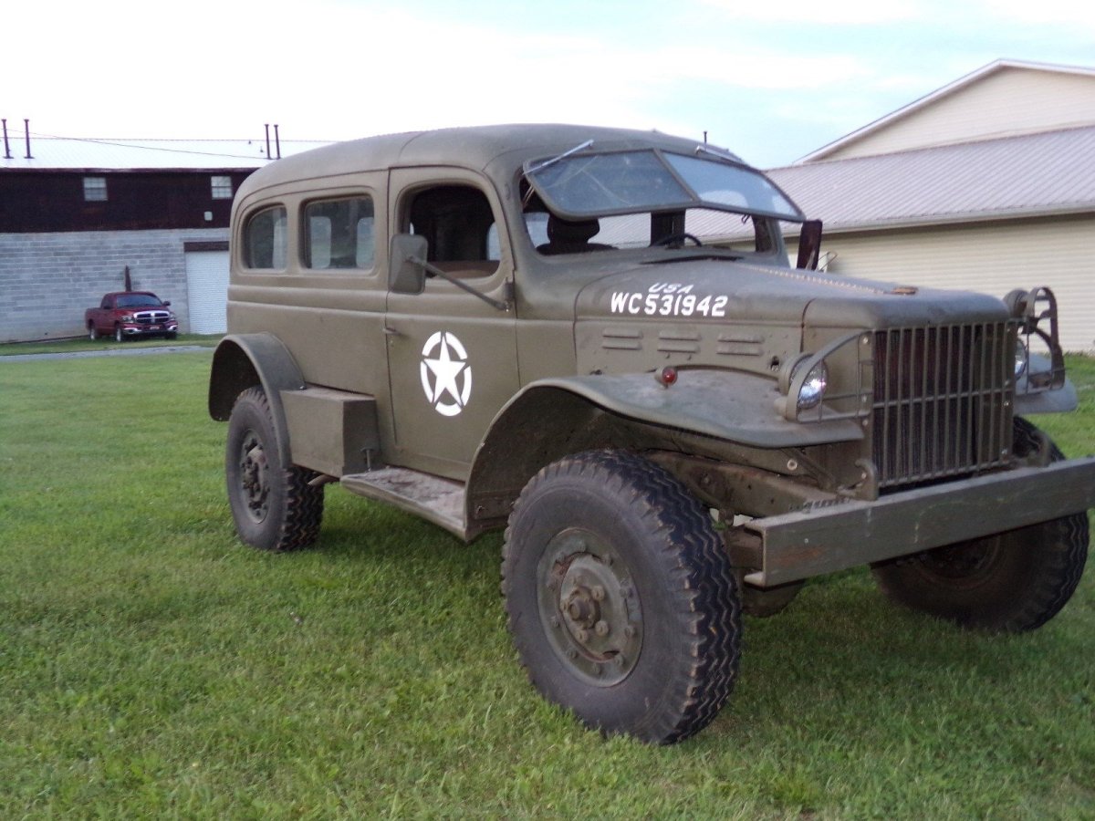 Dodge 1942