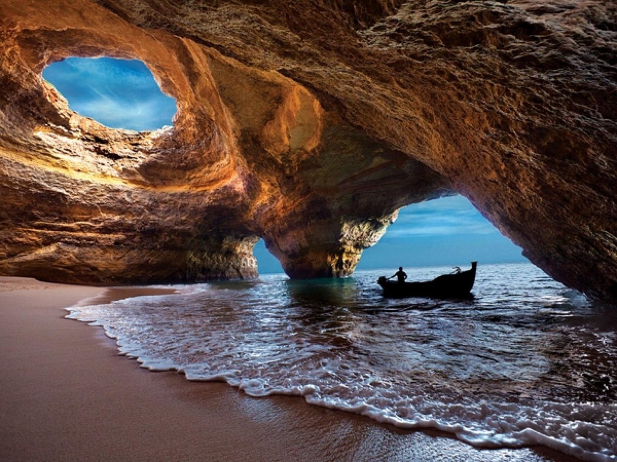 Морская пещера Бенагил Португалия
