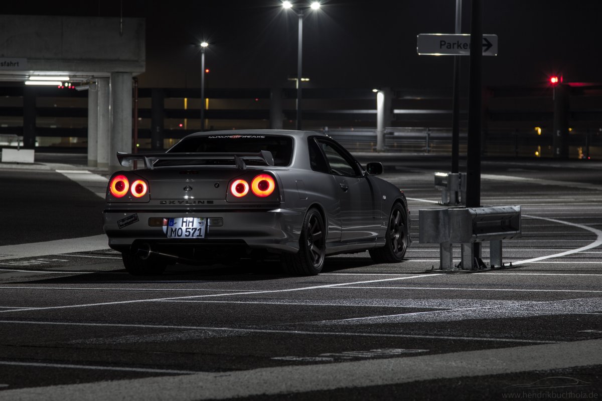 Nissan Skyline GTR r34 Night