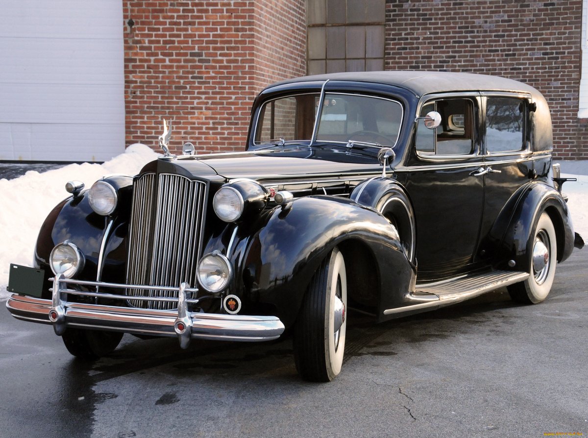 Packard 12 sedan