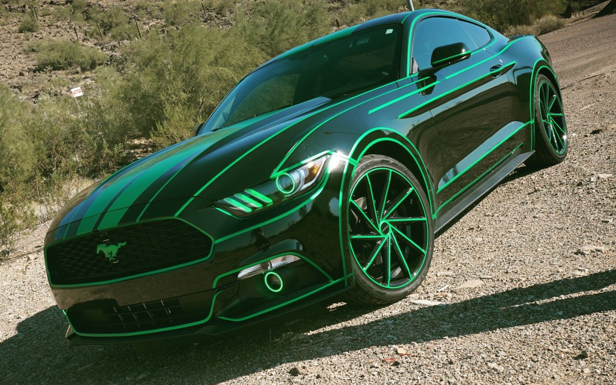 Форд Мустанг 2015 зеленый