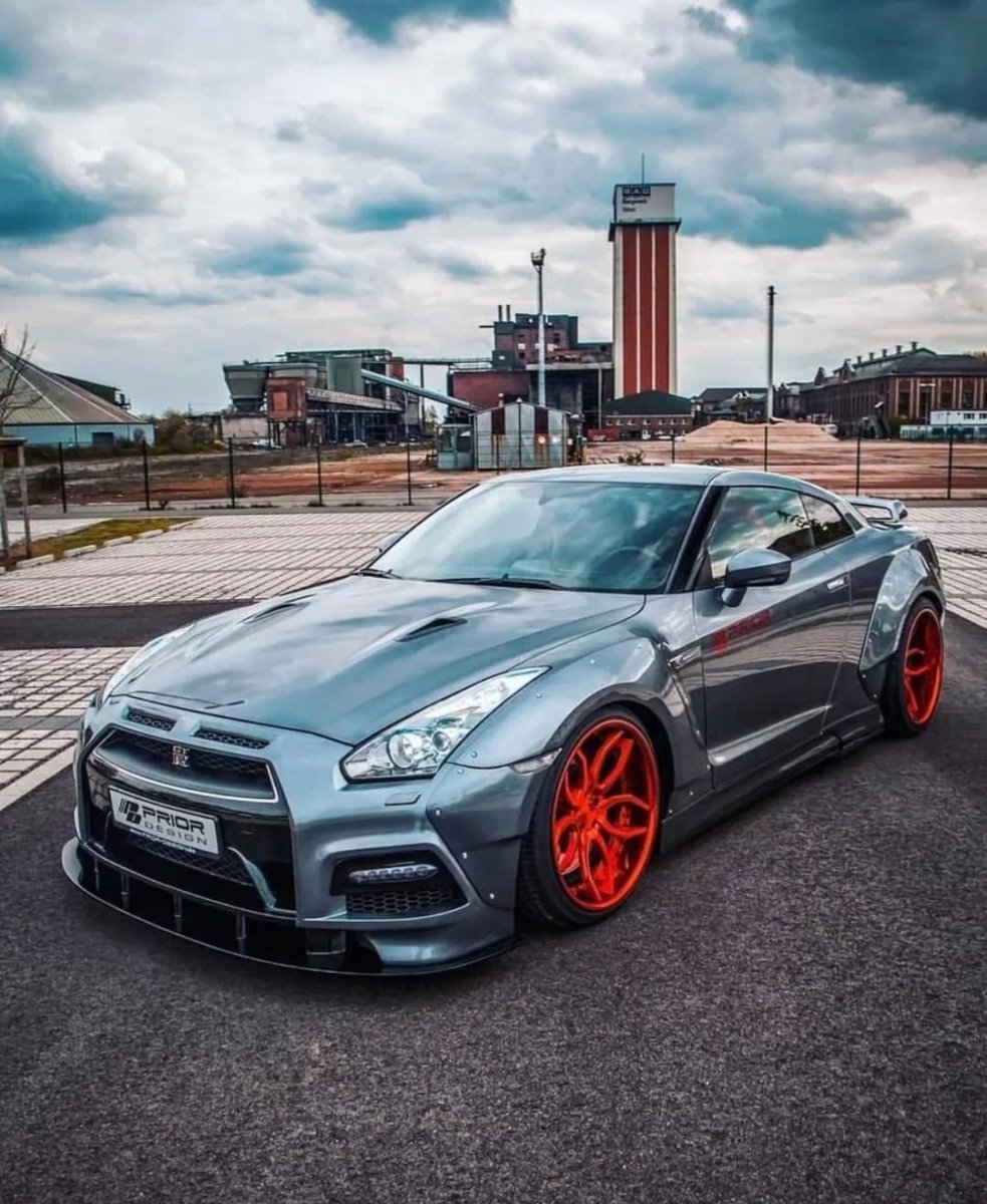 Nissan GTR r35 prior Design