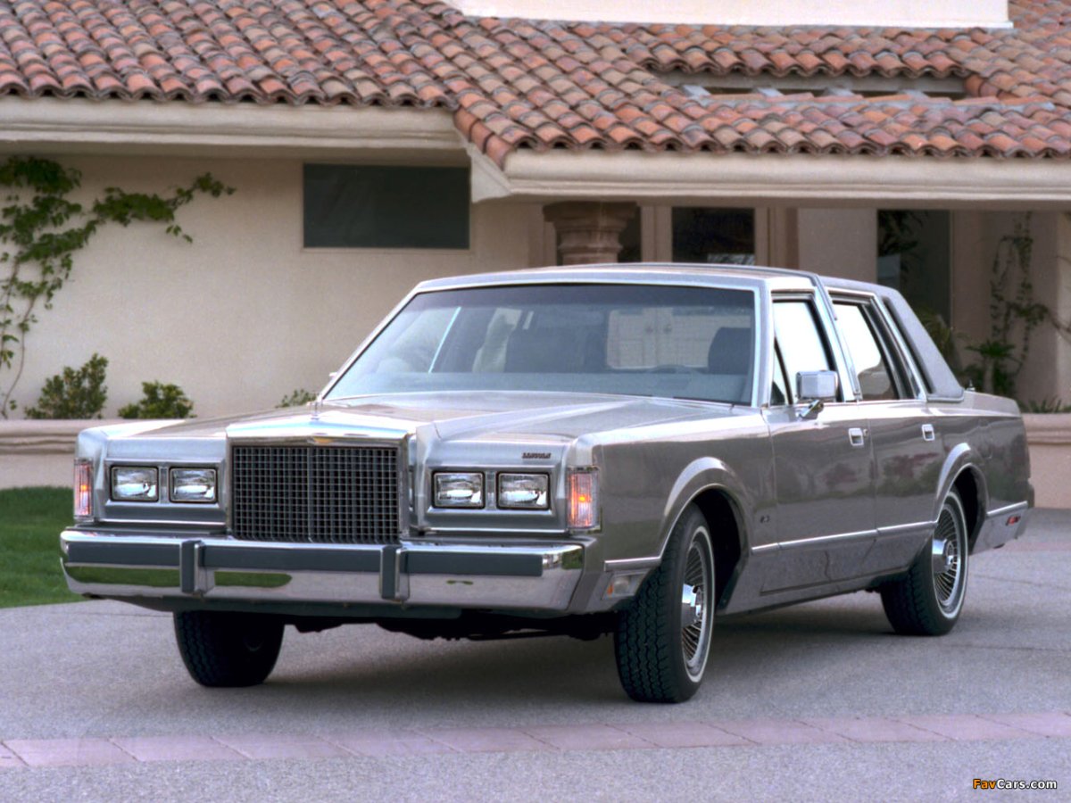 Lincoln Town car 1980 седан