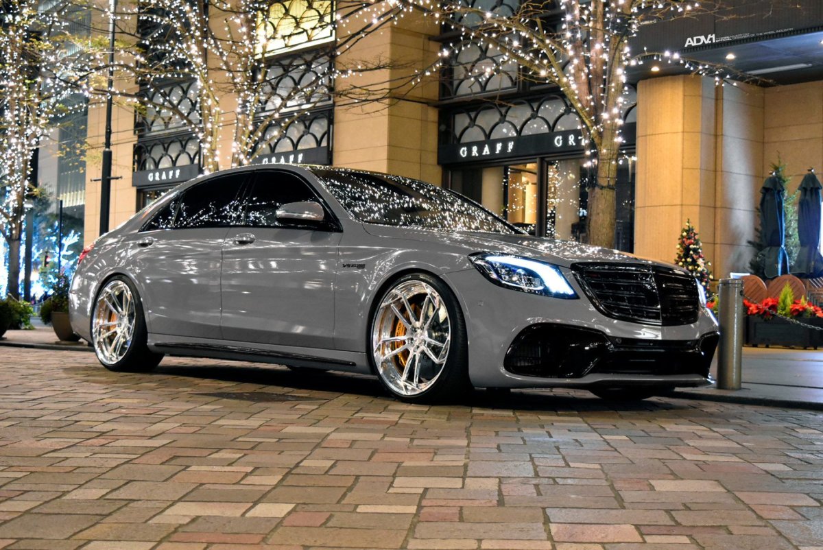 Мерседес s63