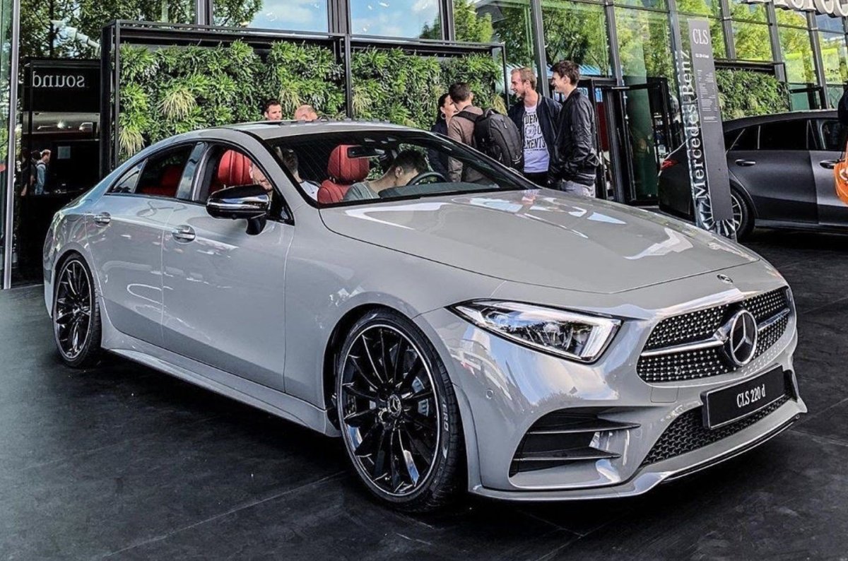 Mercedes AMG gt Nardo Grey