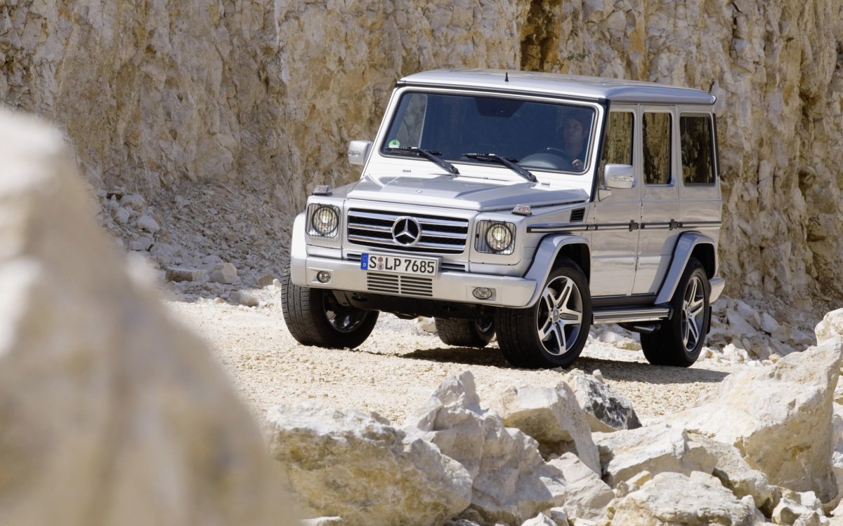 Mercedes Benz g class 55 AMG