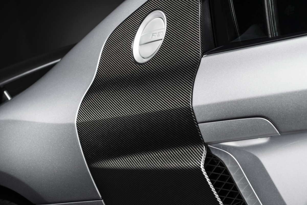 Audi r8 карбоновый диффузор