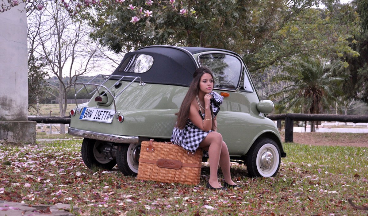 BMW Isetta crash