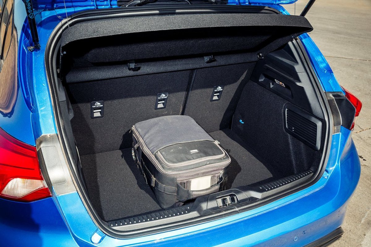Ford Focus 3 Estate Trunk Space