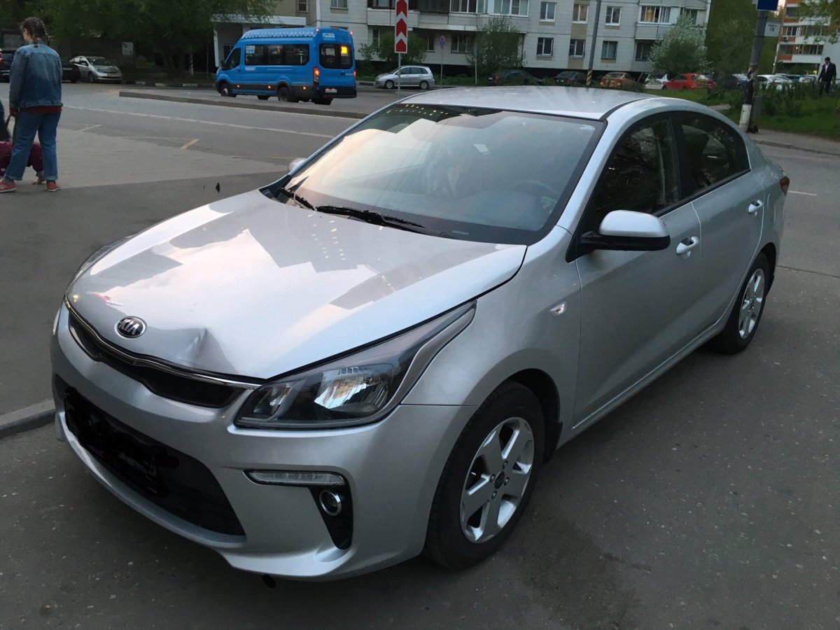 Kia Rio 2020 Silver sleek