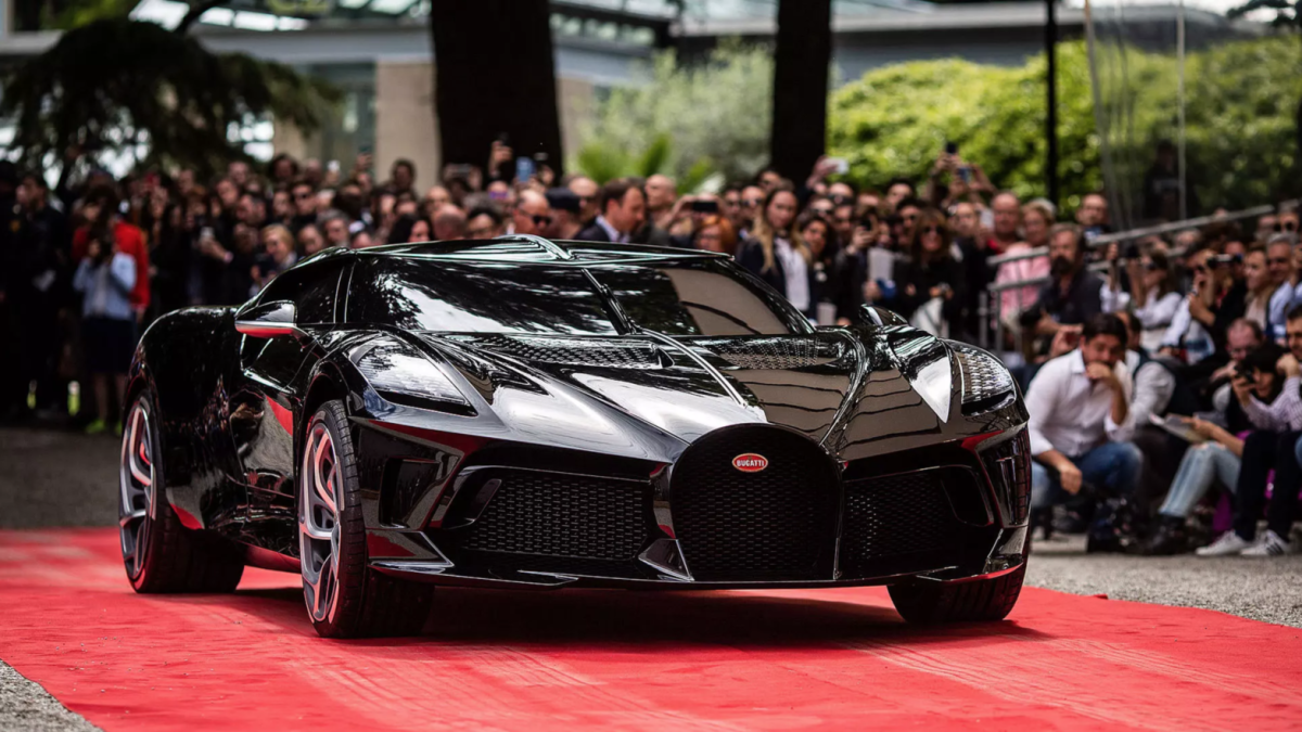 Бугатти Bugatti la voiture noire