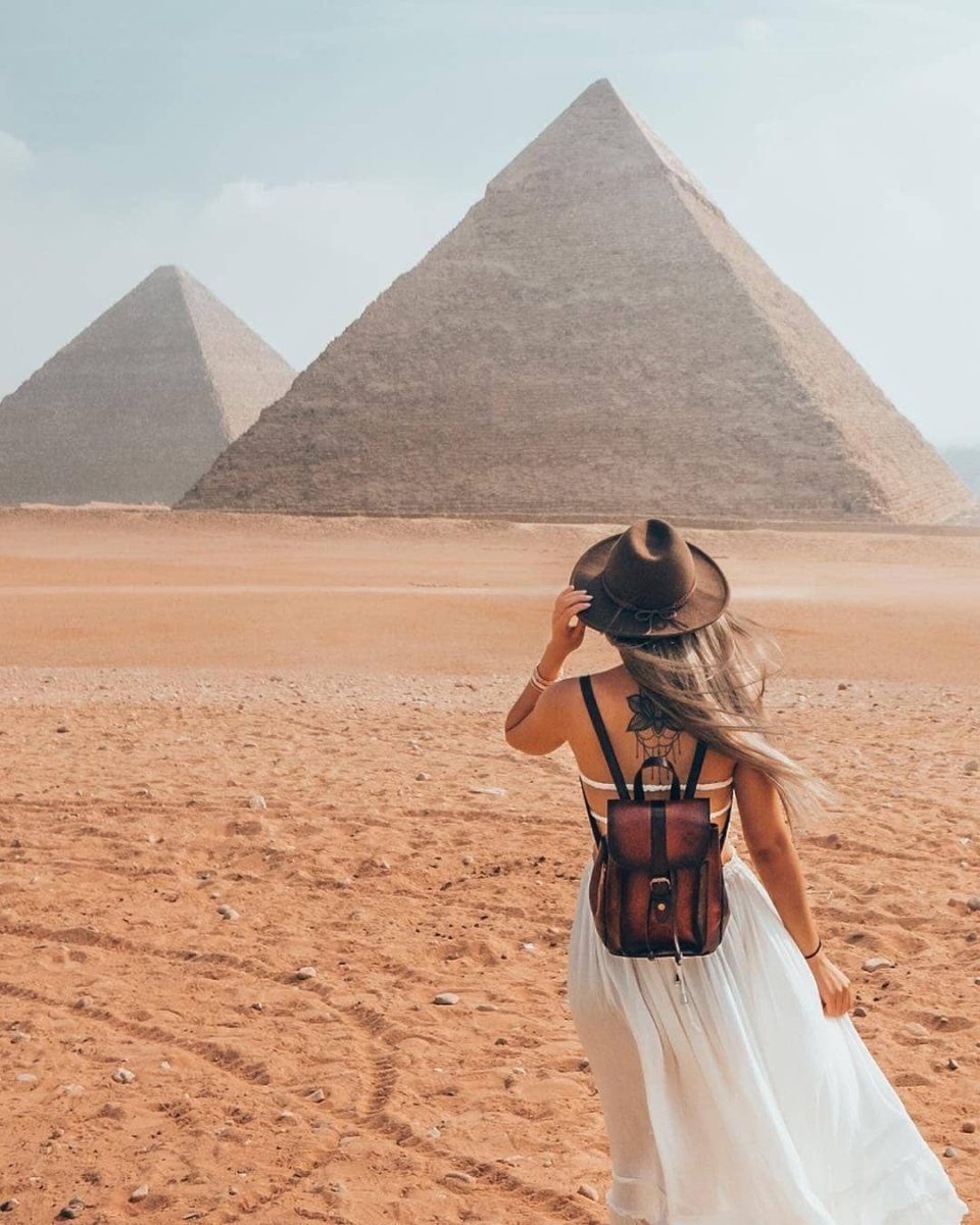 Египет пирамиды девушка
