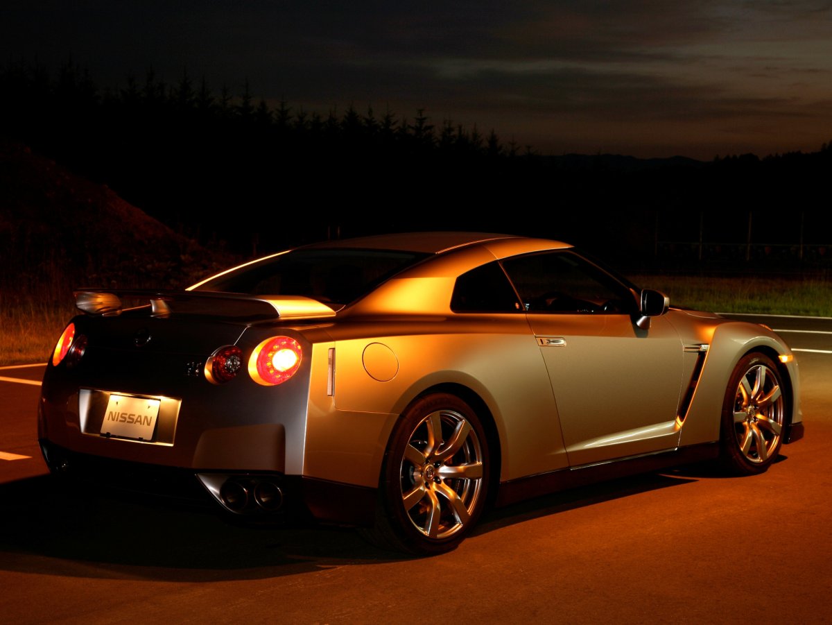 Nissan Skyline r35