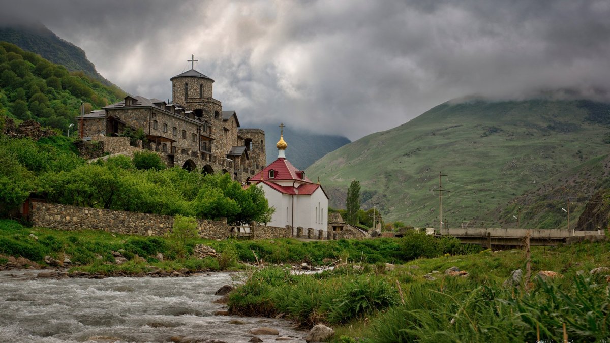Аланский Успенский мужской монастырь Северная Осетия