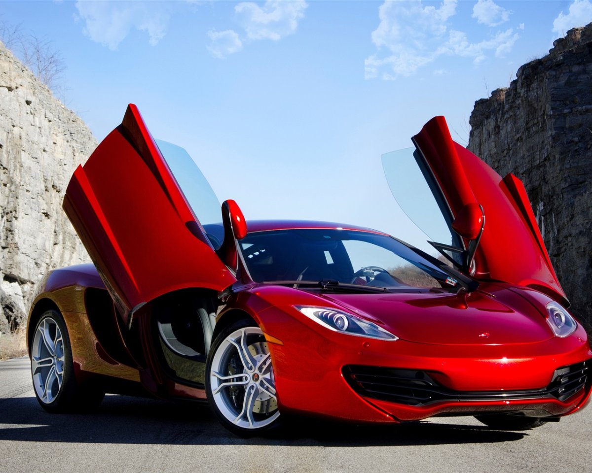 MCLAREN mp4-12c Red