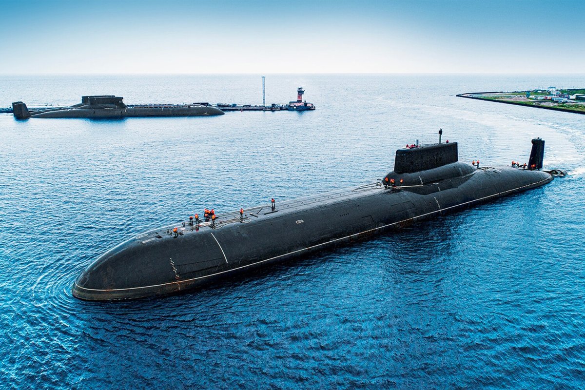 Атомная подводная лодка Дмитрий Донской