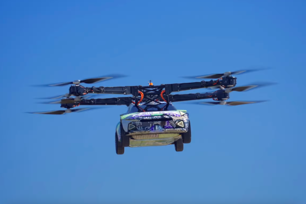 Х 3 летающий автомобиль