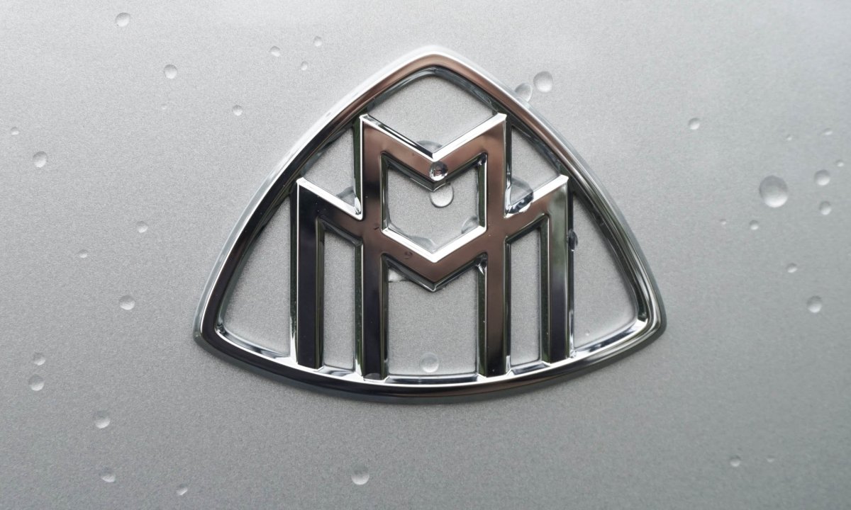 Мерседес Майбах лого