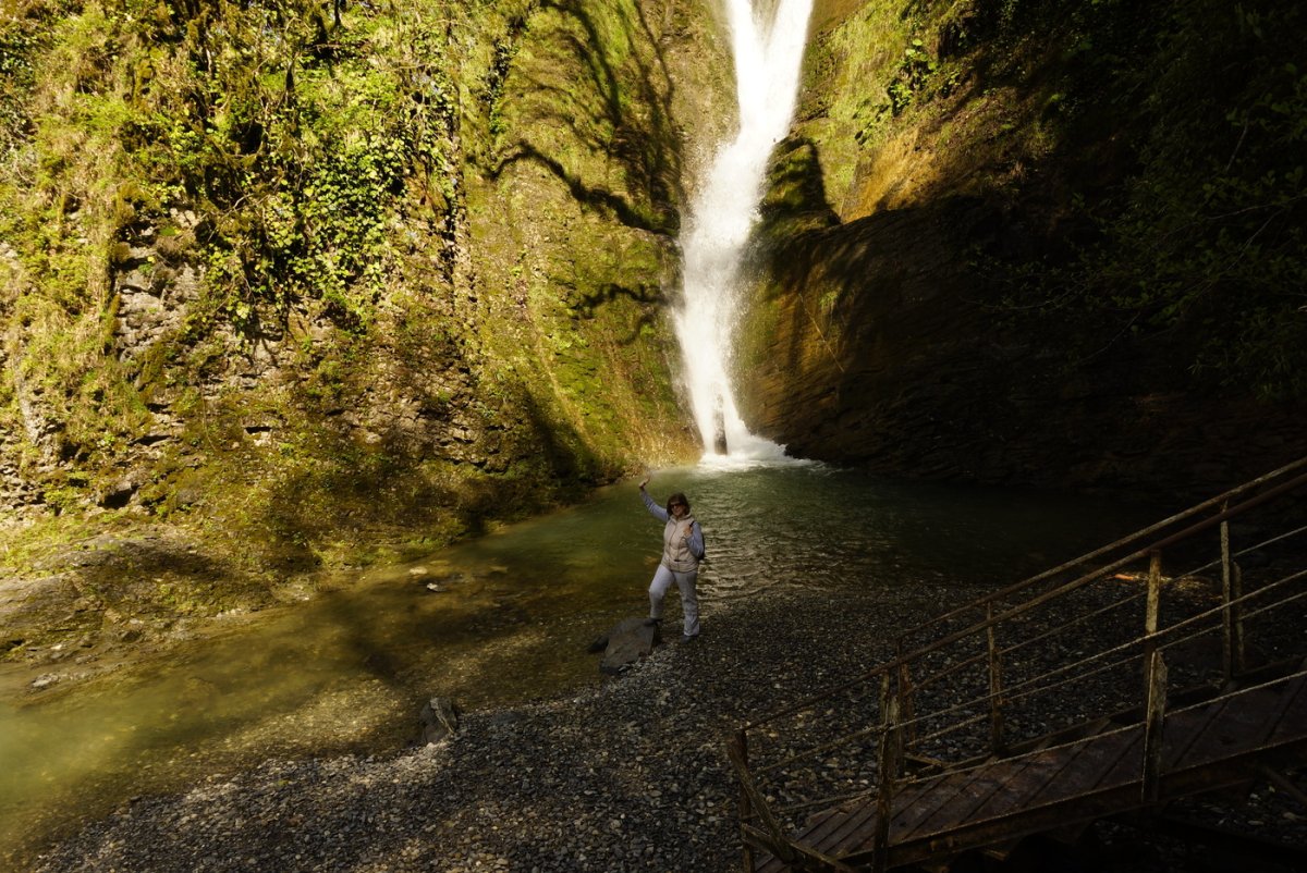 Ореховый водопад фотосессия