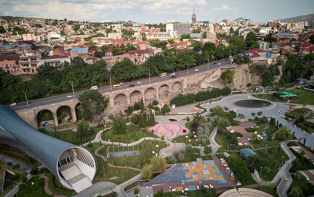 Райк парк в Тбилиси