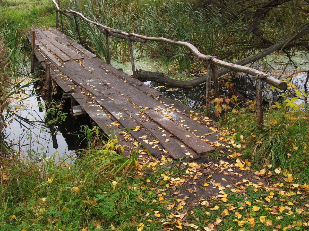 Старый деревянный мост