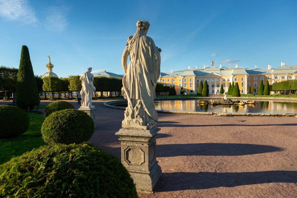 Реконструкция верхнего сада Петергофа