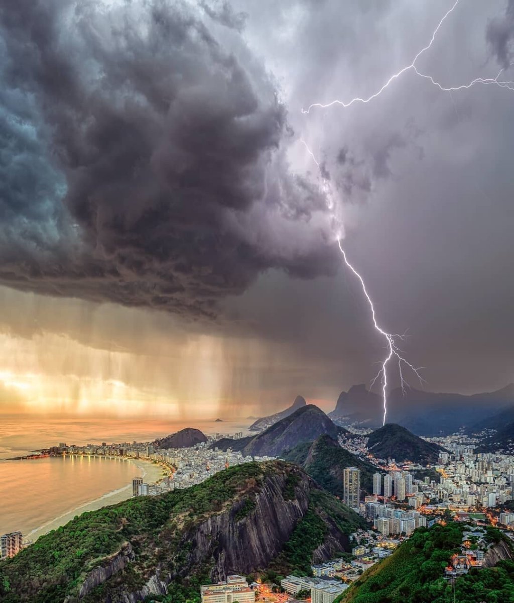 Гроза в Рио де Жанейро