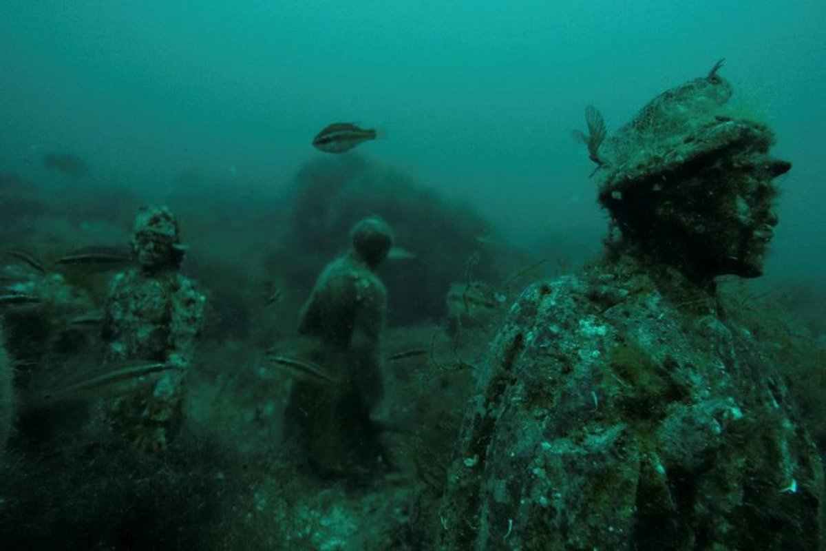 Аллея вождей подводный музей Тарханкута