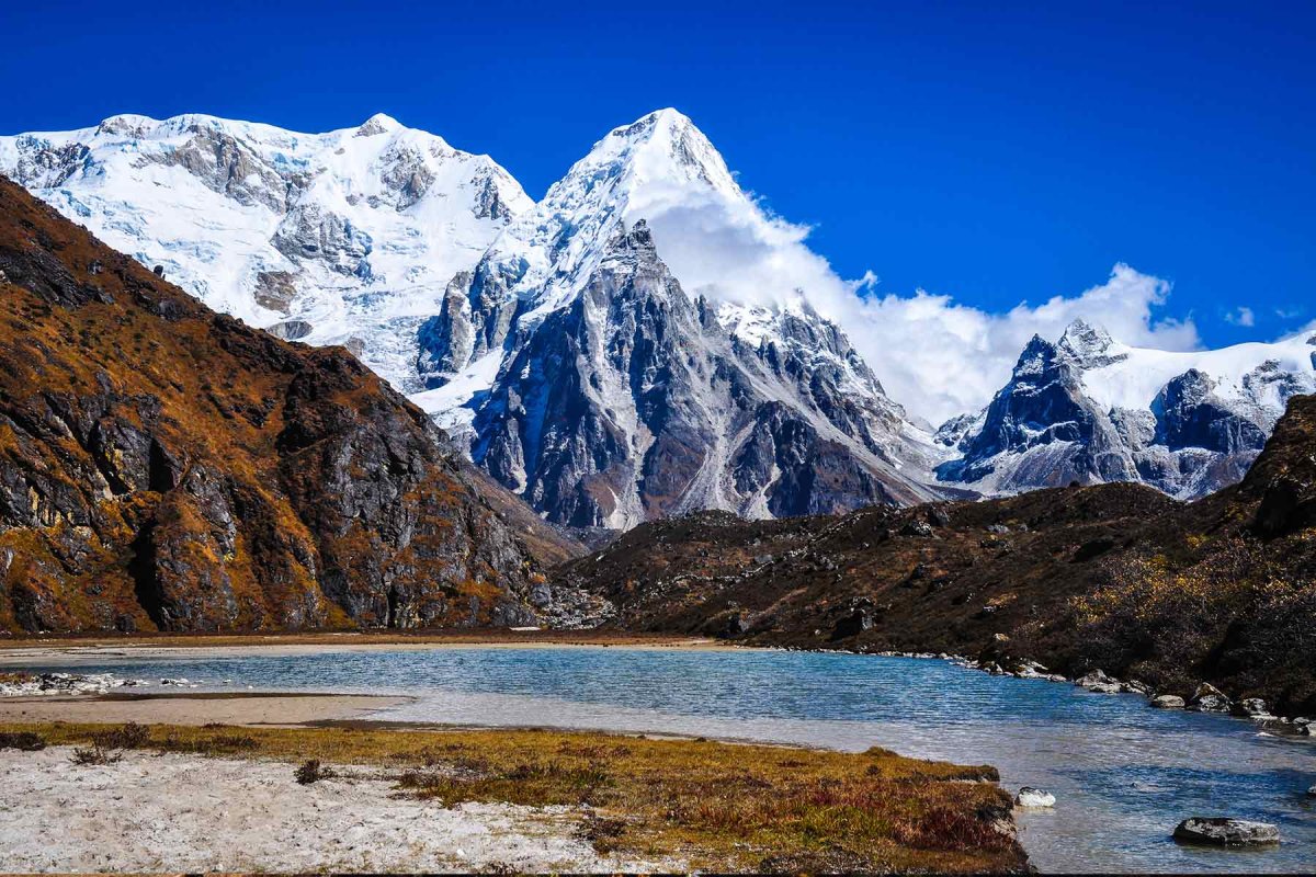 Горы Гималаи гора Канченджанга