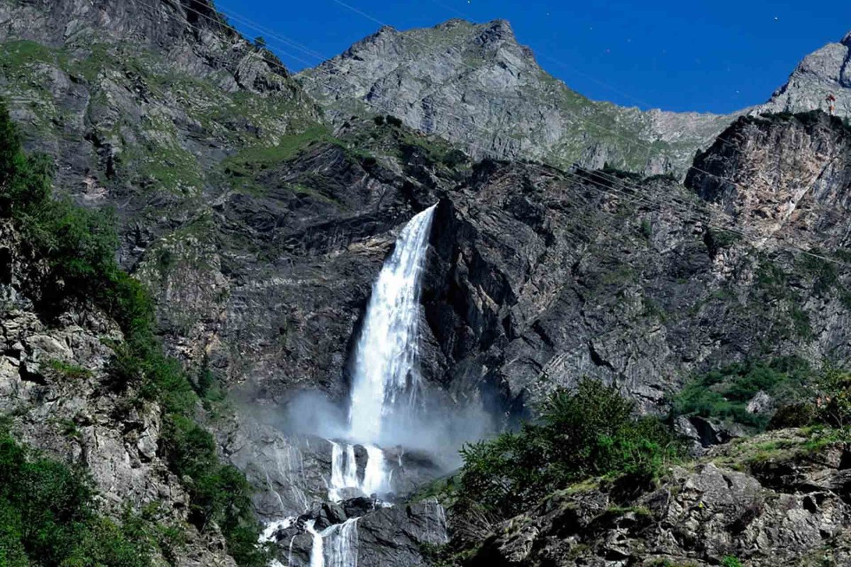 Водопад Серио, Вальбондионе