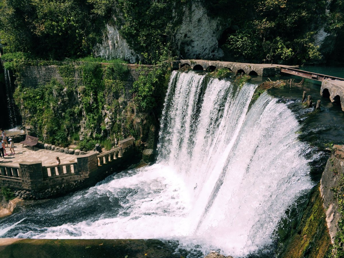 Рукотворный водопад в Абхазии новый Афон