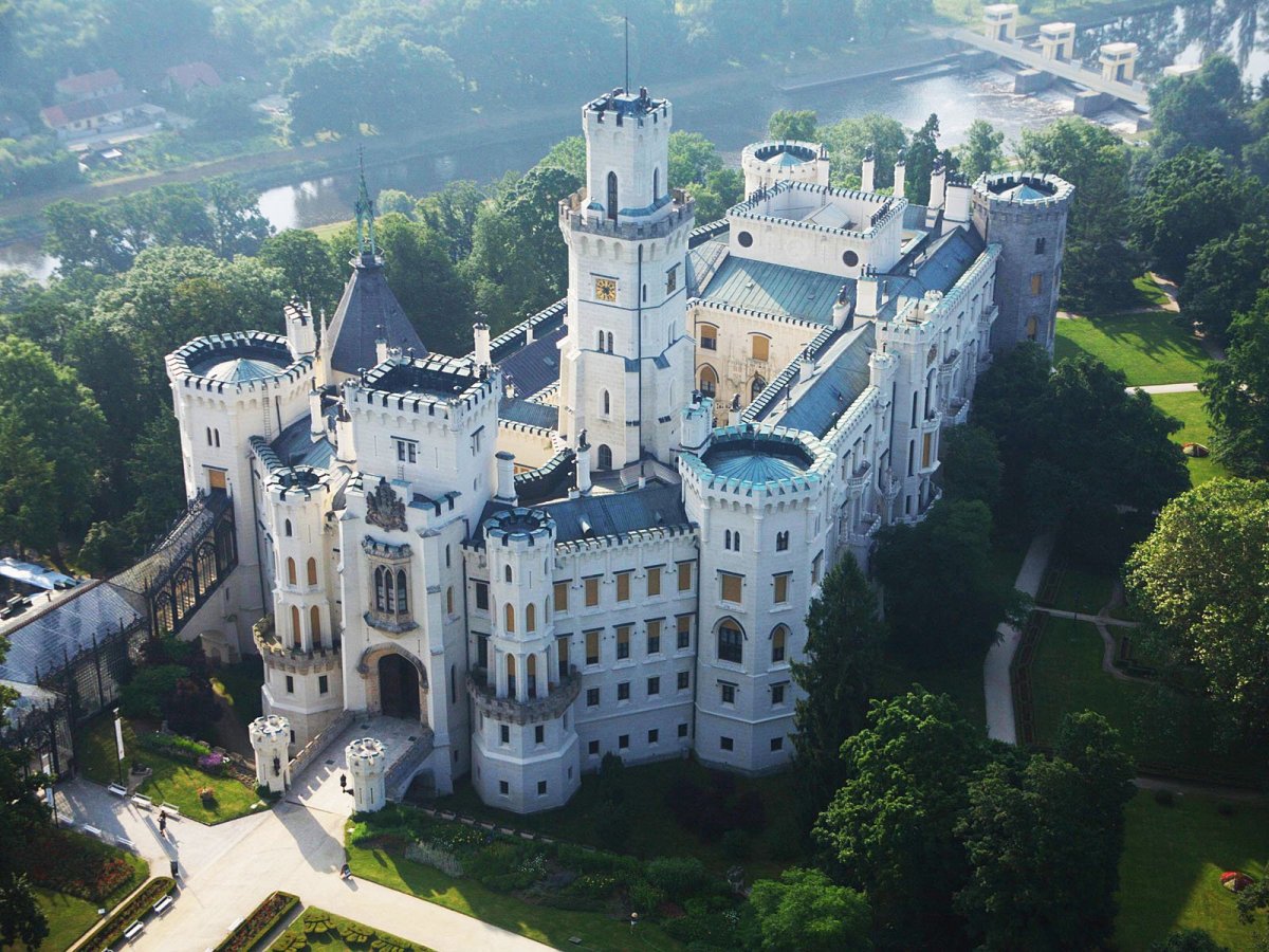 Замок Глубока над Влтавой Чехия